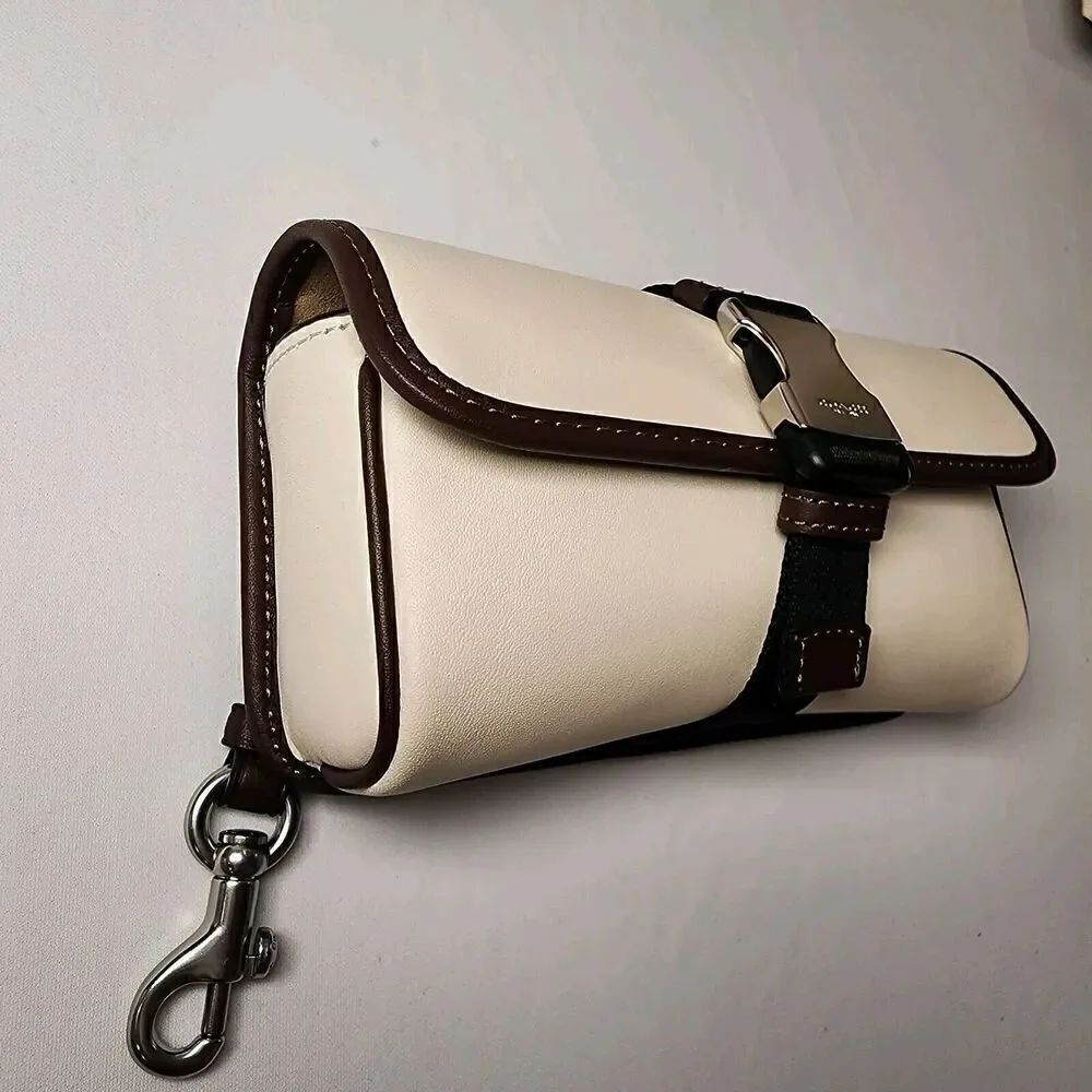 NWT Coach CU238 Leather Racer Pouch In Chalk Maple - Picture 2 of 6